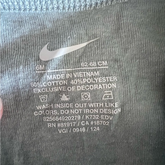 Nike Baby Mint Green Onesie and Pants Set - Picture 4 of 4